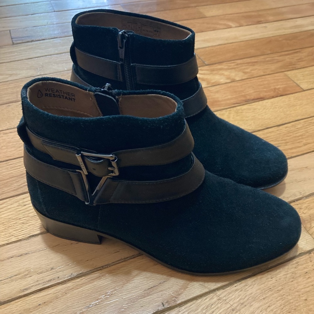 VIONIC Women's Orthaheel Hope Mana Black Suede Ankle Boots Shoes US 7.5